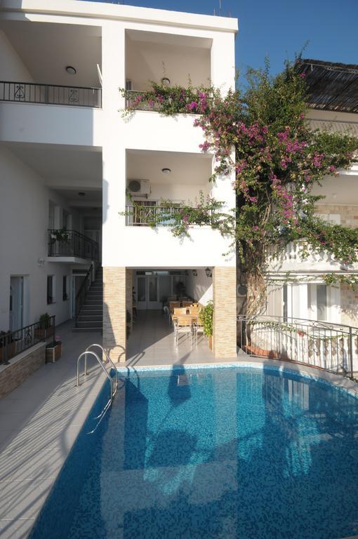 Apartments Leut Sveti Stefan Eksteriør bilde