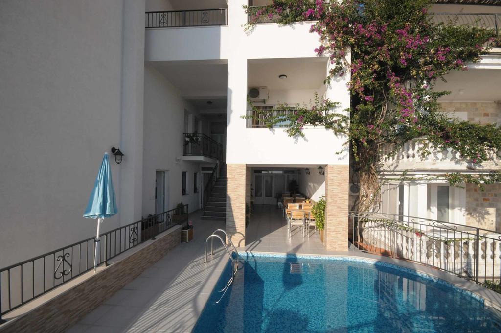 Apartments Leut Sveti Stefan Eksteriør bilde