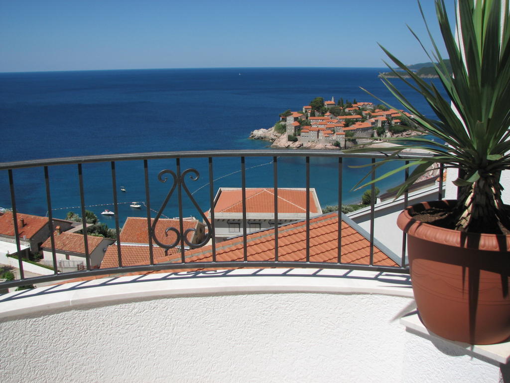 Apartments Leut Sveti Stefan Rom bilde